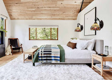 Load image into Gallery viewer, RADIANCE goods Victorian Tiffany-style Dark Bronze 1 Light Wall Sconce 8" Wide